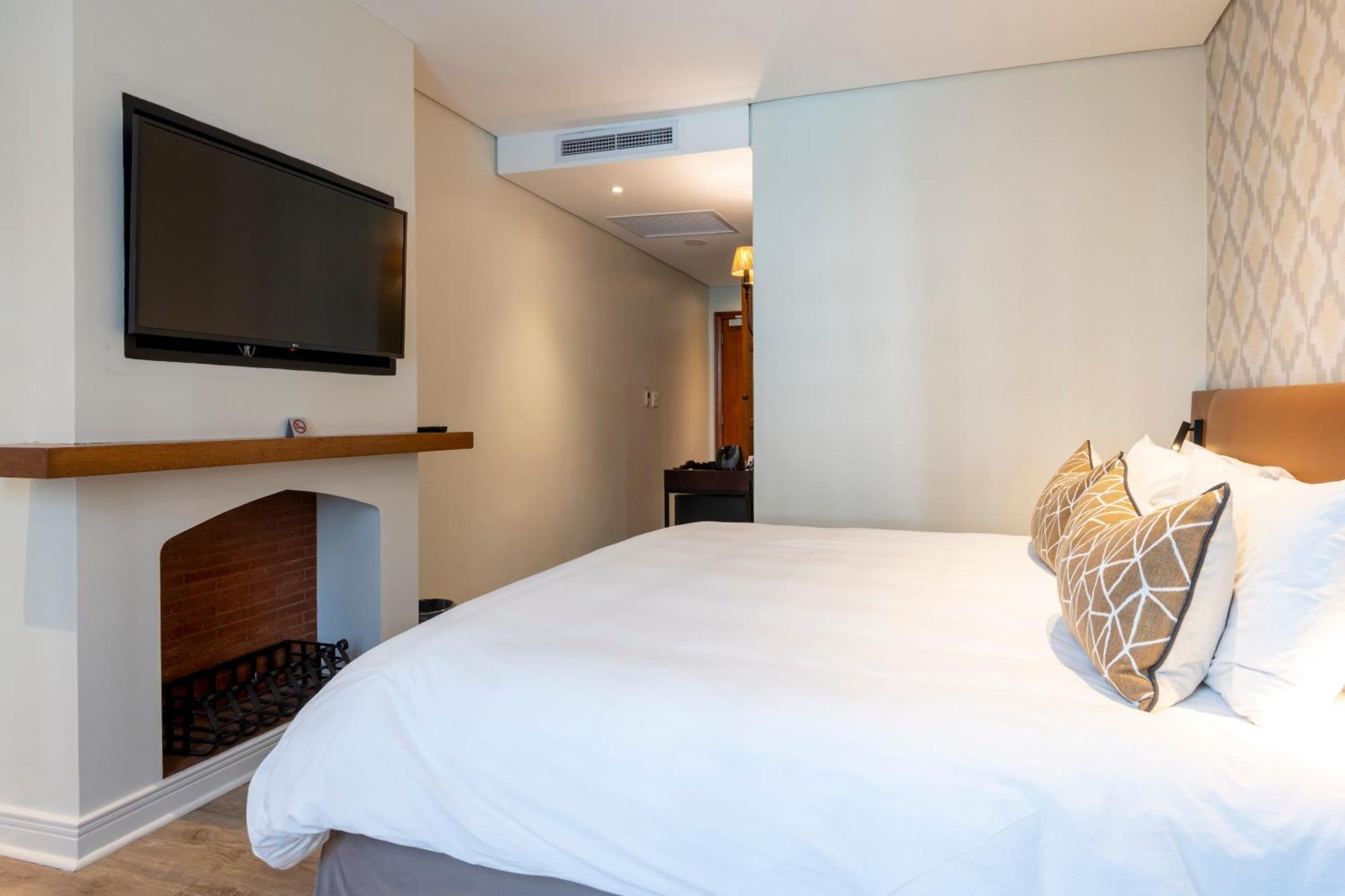 Anew Hotel Hilton Pietermaritzburg ภายนอก รูปภาพ