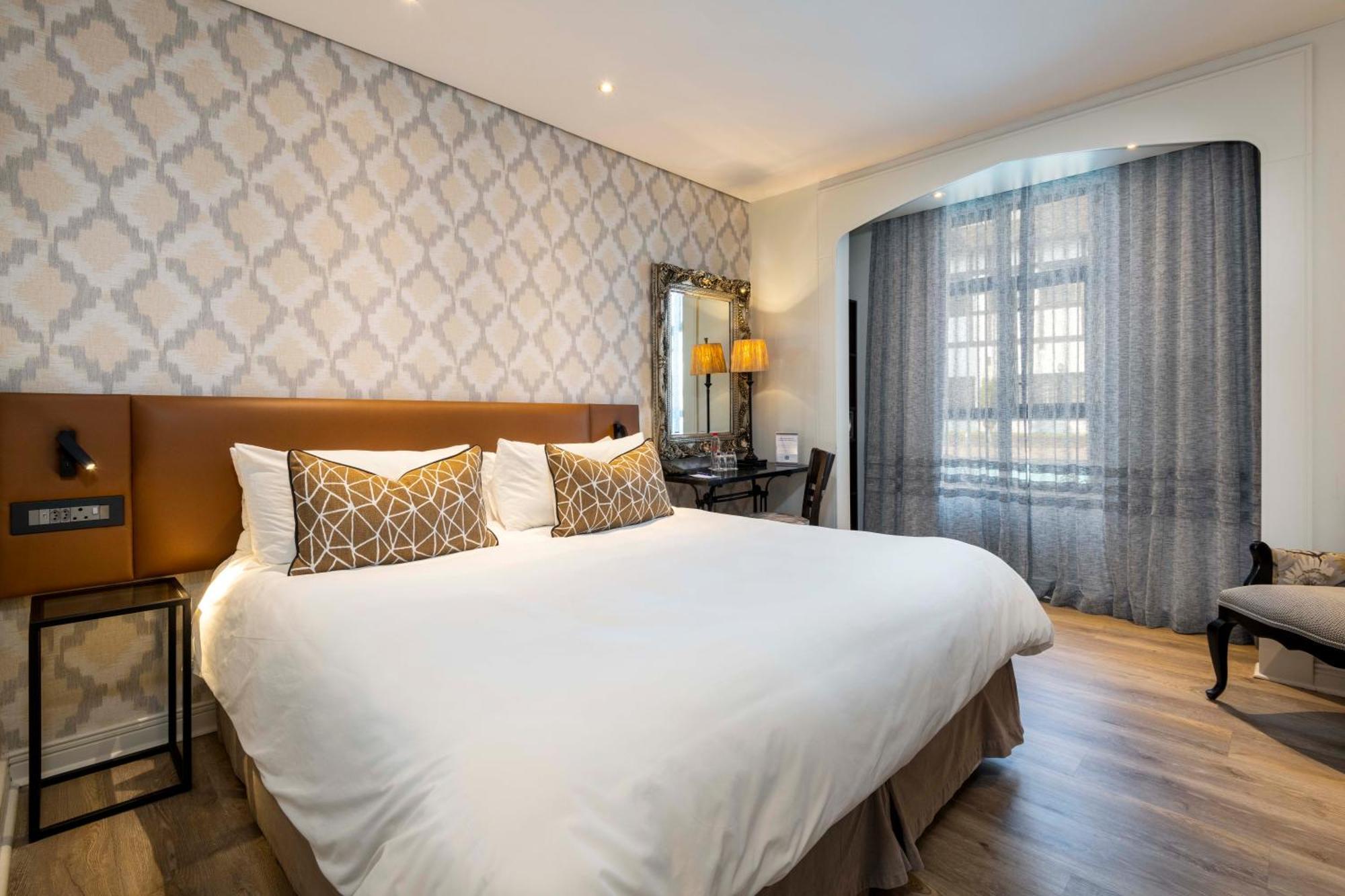 Anew Hotel Hilton Pietermaritzburg ภายนอก รูปภาพ