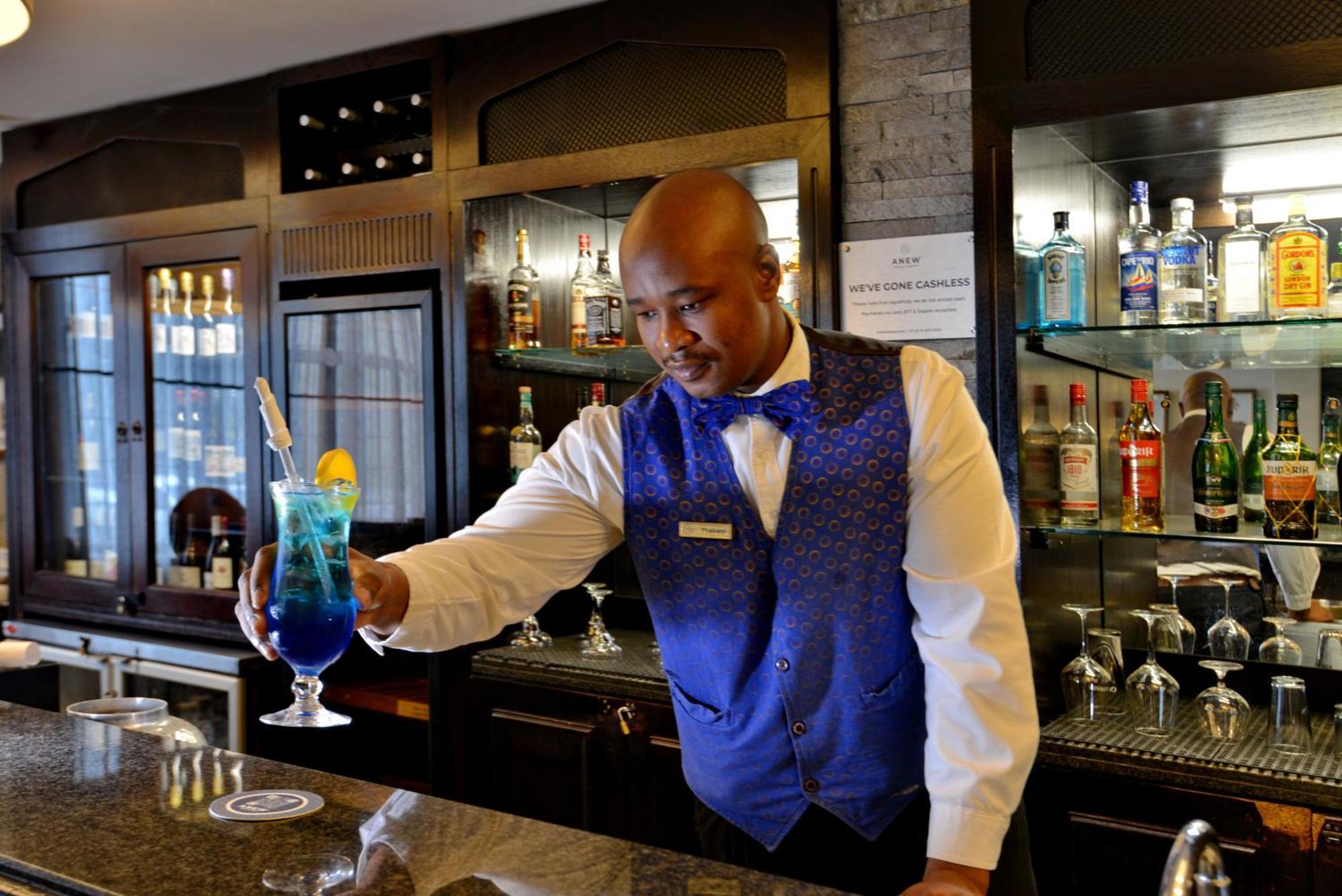 Anew Hotel Hilton Pietermaritzburg ภายนอก รูปภาพ
