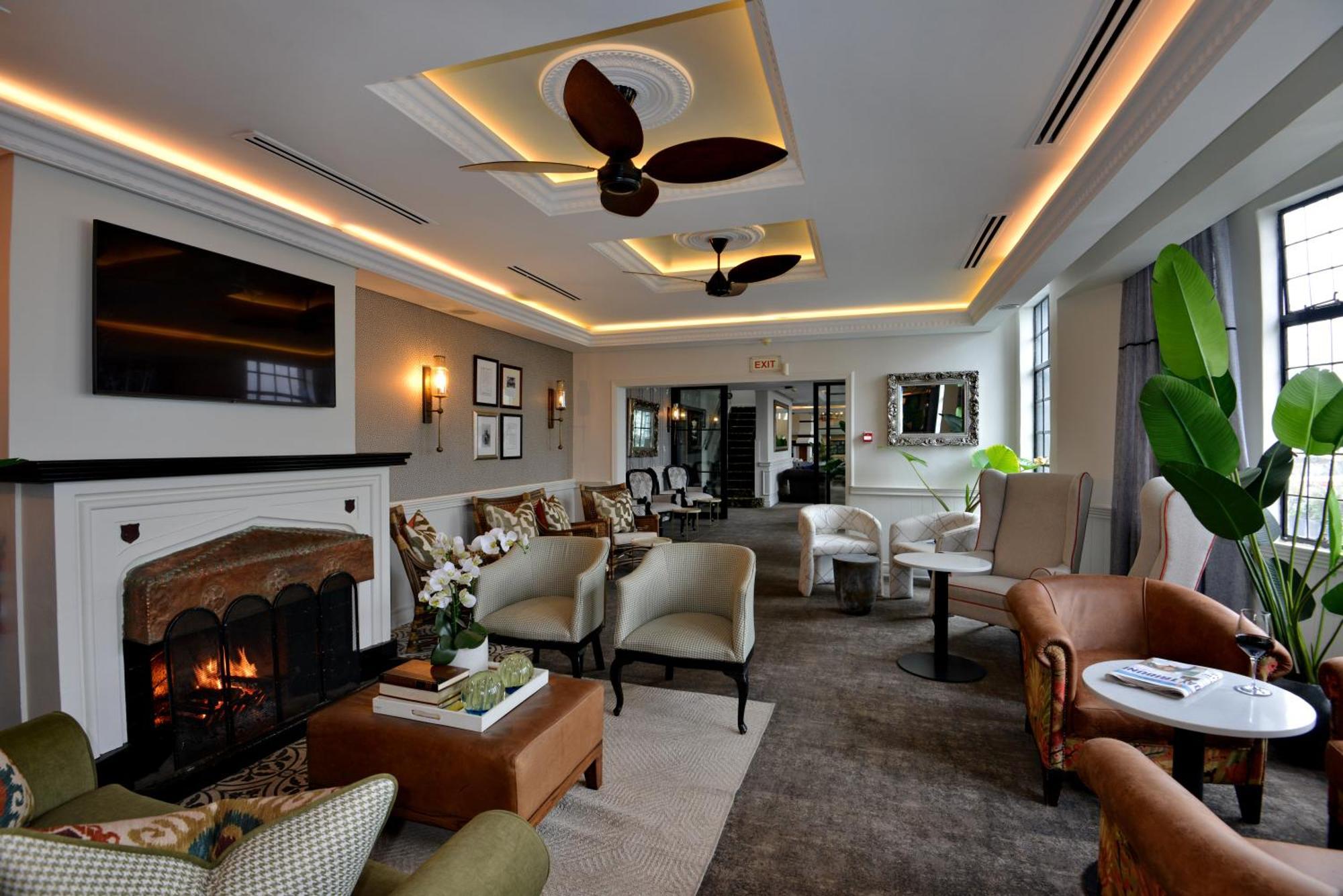 Anew Hotel Hilton Pietermaritzburg ภายนอก รูปภาพ