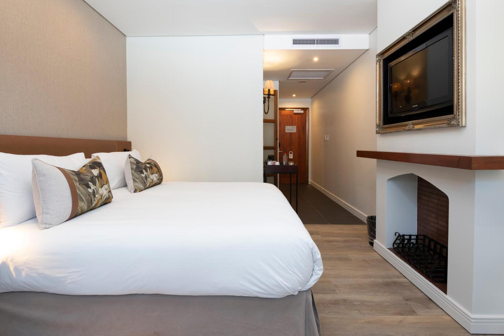 Anew Hotel Hilton Pietermaritzburg ภายนอก รูปภาพ